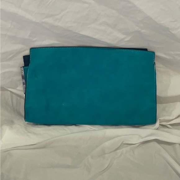 Miche Green and Blue Clutch with Textured Fabric and Gold Hardware - Picture 4 of 8